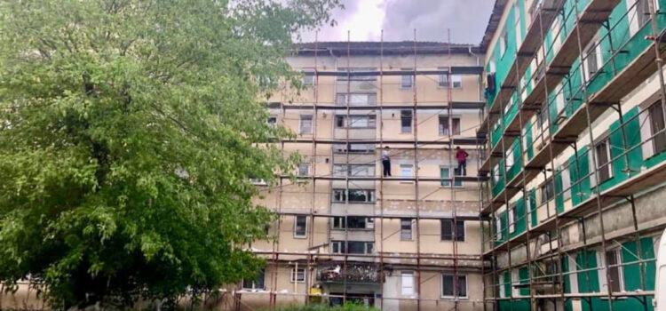 Începem lucrul la anveloparea termică a încă 8 blocuri de locuințe -alte 9 sunt în licitație pentu desemnarea constructorului
