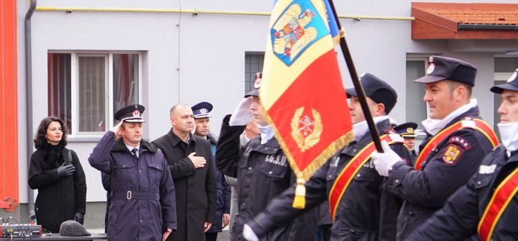 Eroii de lângă noi.