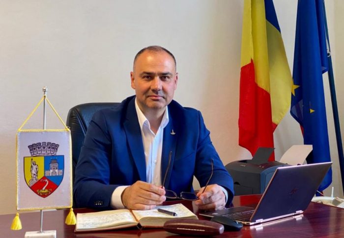 VIDEO: Cazurile sociale nu vor mai ajunge la Urgențe. Bistrița va avea un cabinet medical special pentru ei, promite Cristian Niculae
