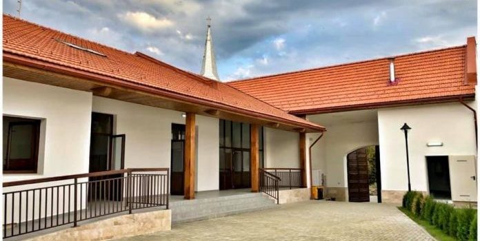 Cristian Niculae prezintă proiectele pentru Slătinița! Căminul cultural a fost refăcut din temelii din bani europeni